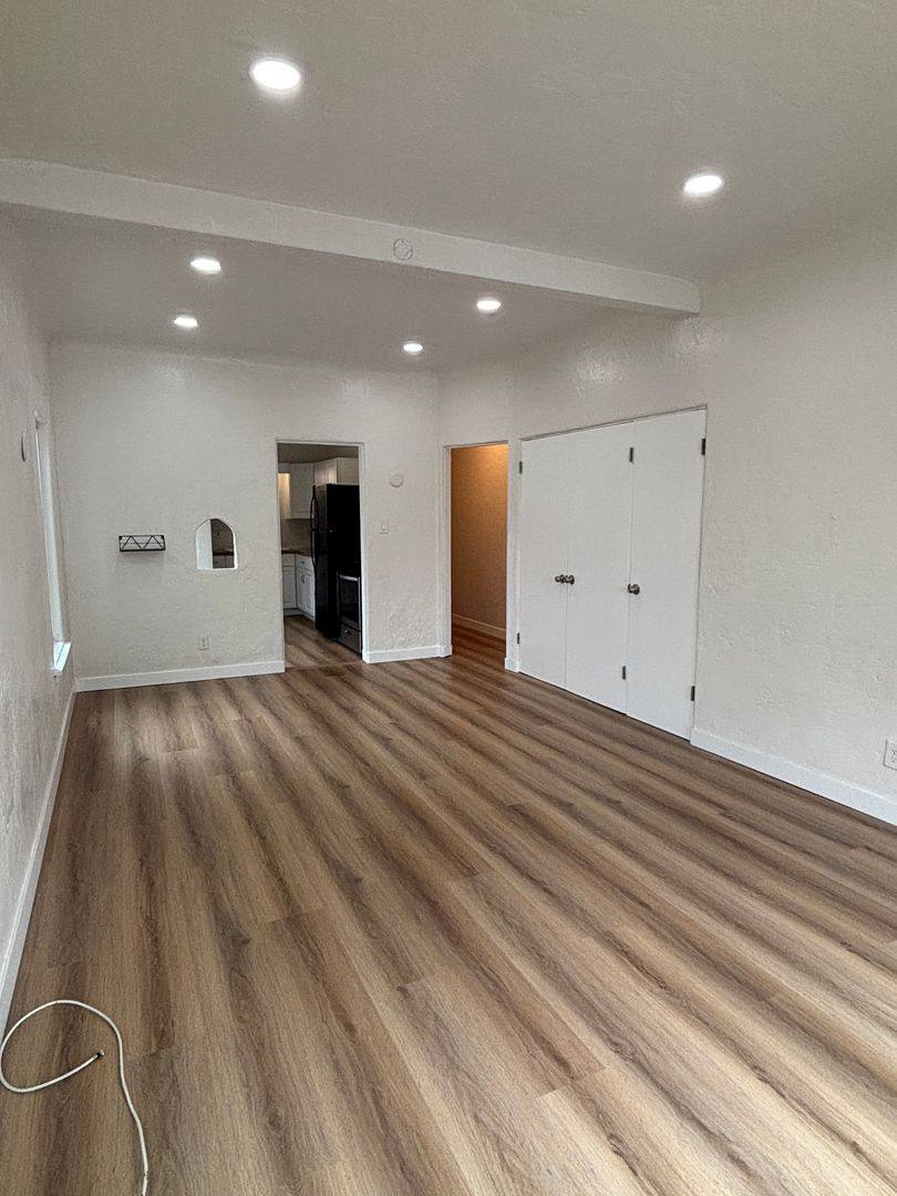 Apartment for rent at 1315 Simmons Ave, Los Angeles, CA 90022