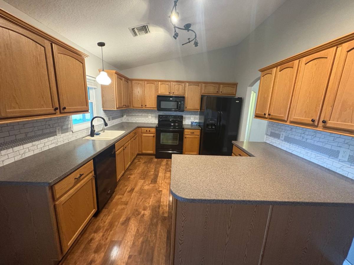 House for rent at 35909 Joewood Ave, Leesburg, FL 34788