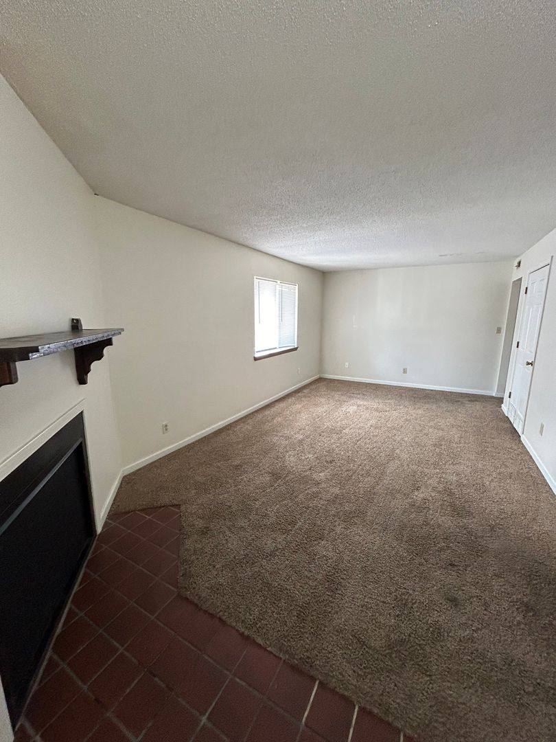 Apartment for rent at 280 Apple Tree Court, Columbia, MO 65203