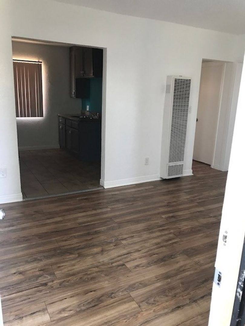 Apartment for rent at 1150 W 88th St, Los Angeles, CA 90044
