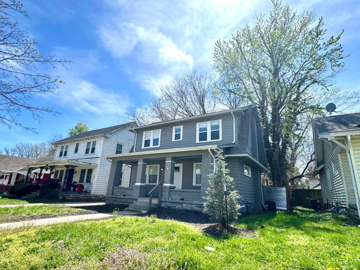 House for rent at 1937 E 71st Terrace, Kansas City, MO 64132