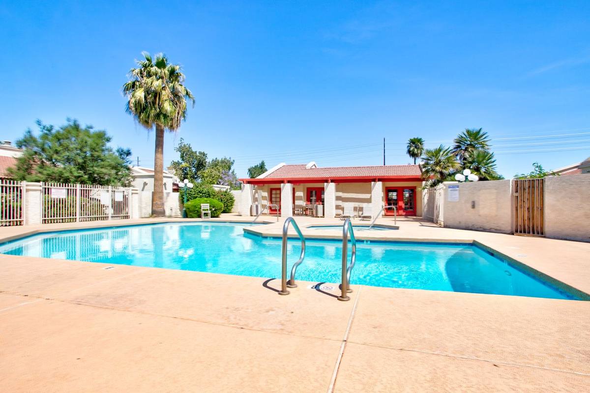 Townhouse for rent at 633 W Southern Ave, Tempe, AZ 85282