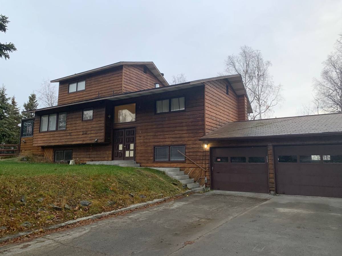 Apartment for rent at 4201 O'Malley Rd, Anchorage, AK 99507
