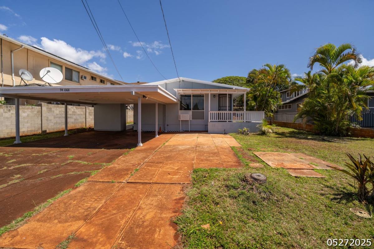 House for rent at 94-1068 Lumi St, Waipahu, HI 96797