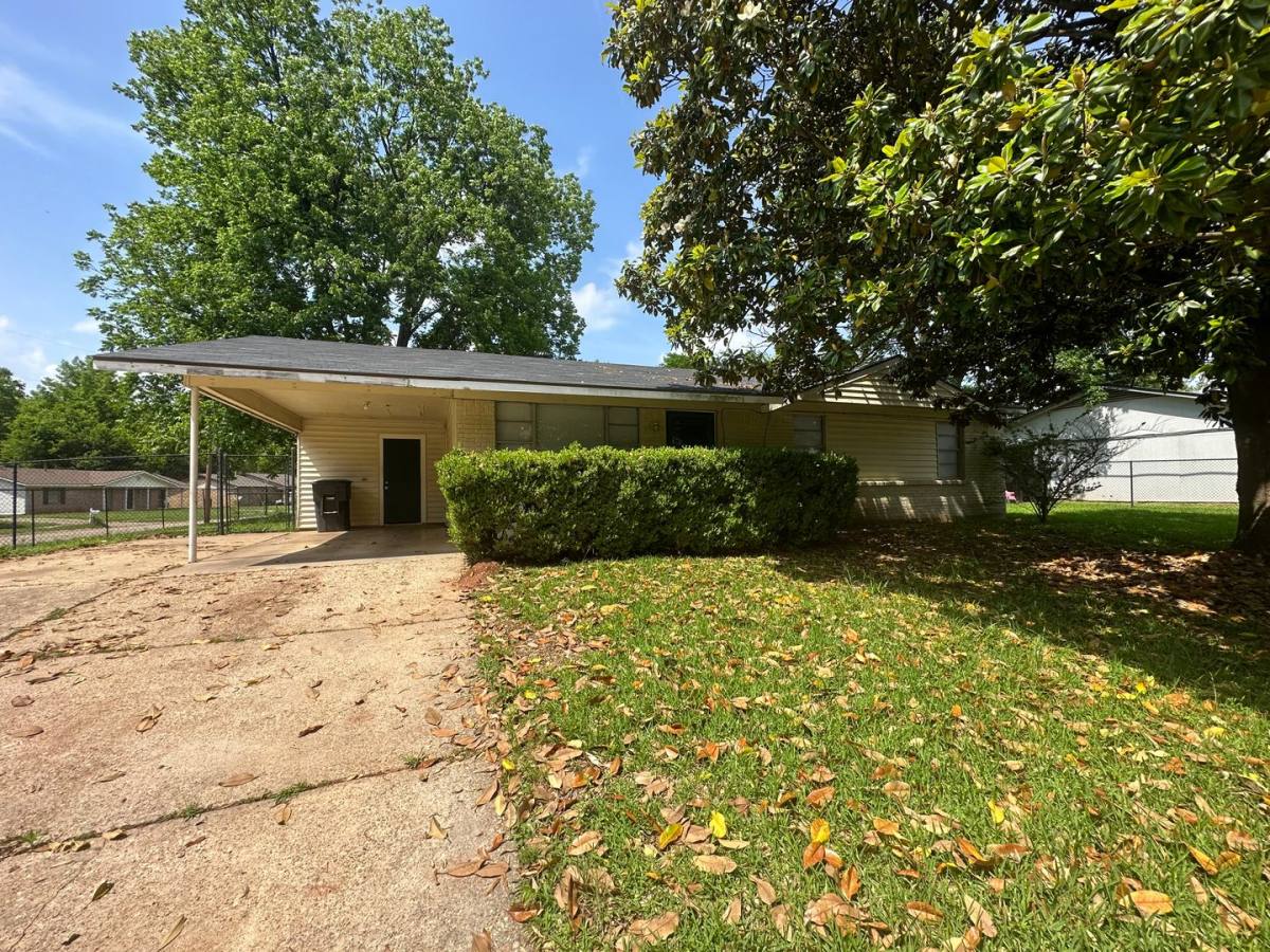 House for rent at 4301 Burdine St, Bossier City, LA 71111