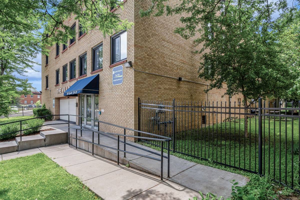 Apartment for rent at 1111 S 7th St, Minneapolis, MN 55415