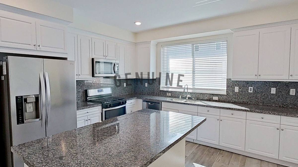 Townhouse for rent at 191 Steely, Irvine, CA 92614