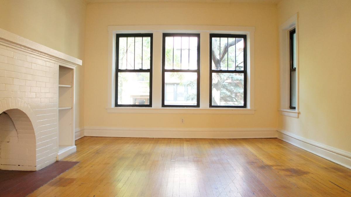 Apartment for rent at 2516-26 N Kedzie, Chicago, IL 60647