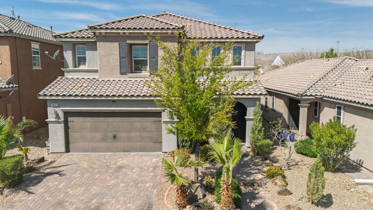 House for rent at 7837 Hamilton Pool Dr, Las Vegas, NV 89113