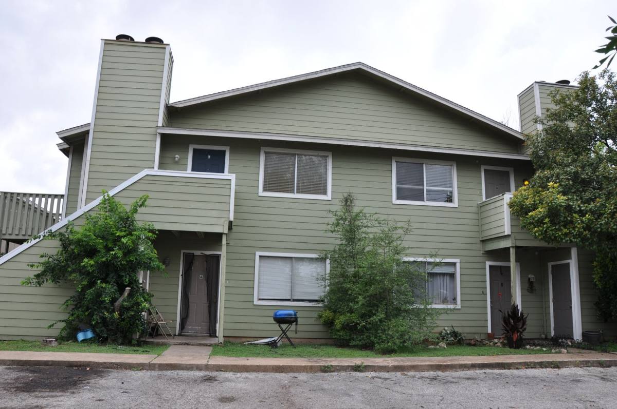 Apartment for rent at 10810 Topperwein Dr, Austin, TX 78758