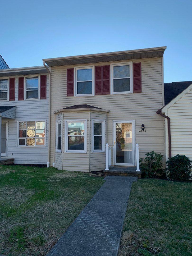 Townhouse for rent at 6663 Briarfield Ave, Radford, VA 24141