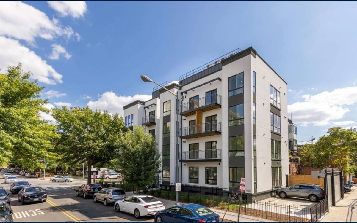 Condo for rent at 14 P St NW, Washington, DC 20001
