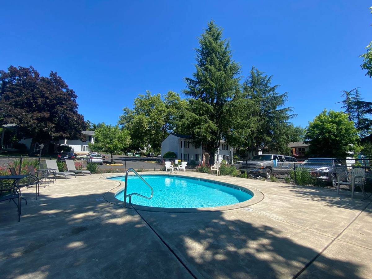 Apartment for rent at 1700 Blankenship Rd, West Linn, OR 97068