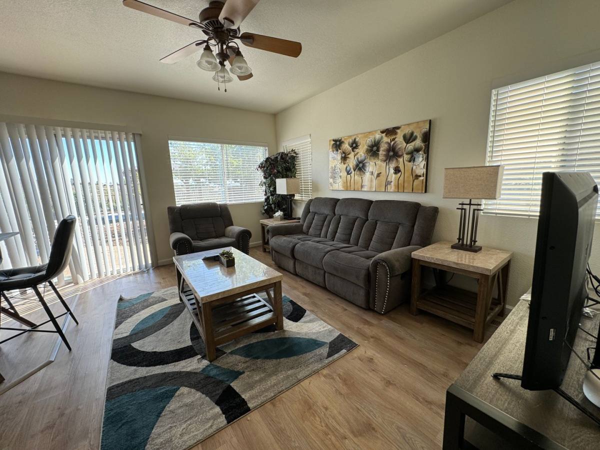 1670 Saturno Heights Dr, Reno, NV 89523