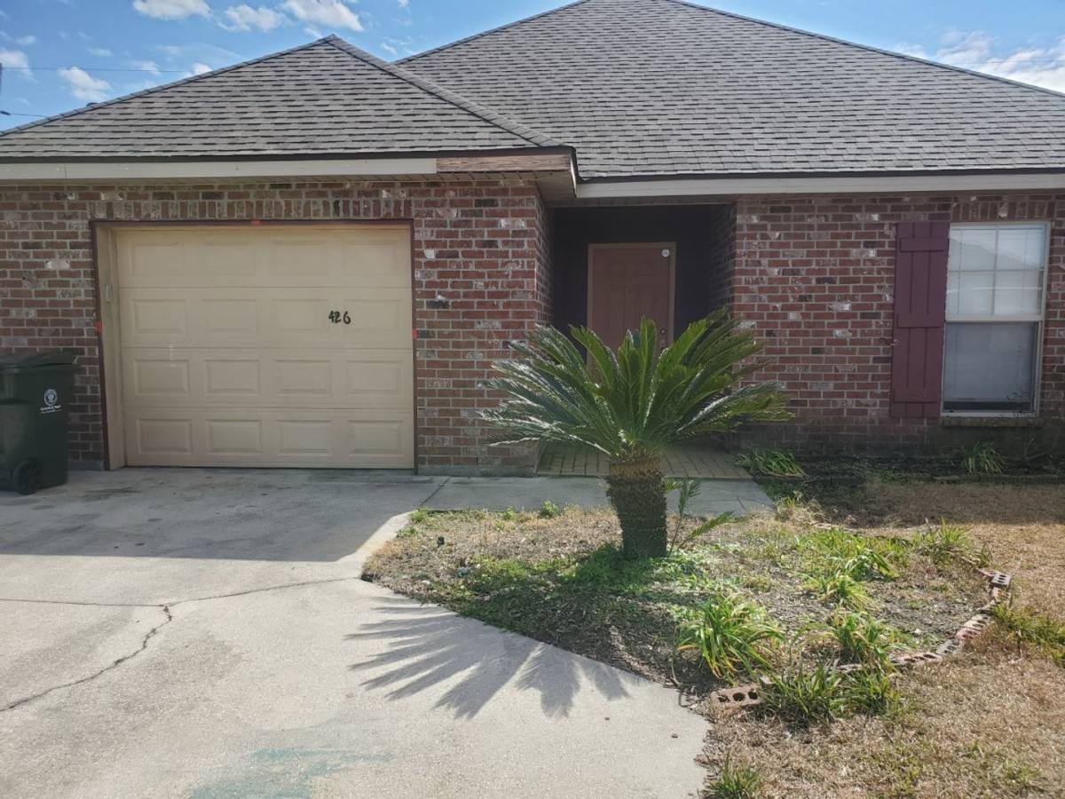 House for rent at 426 Christopher Dr, Houma, LA 70364
