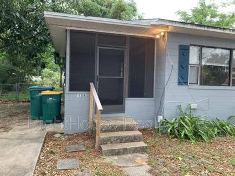 Apartment for rent at 1220 Morin St #B, Eustis, FL 32726