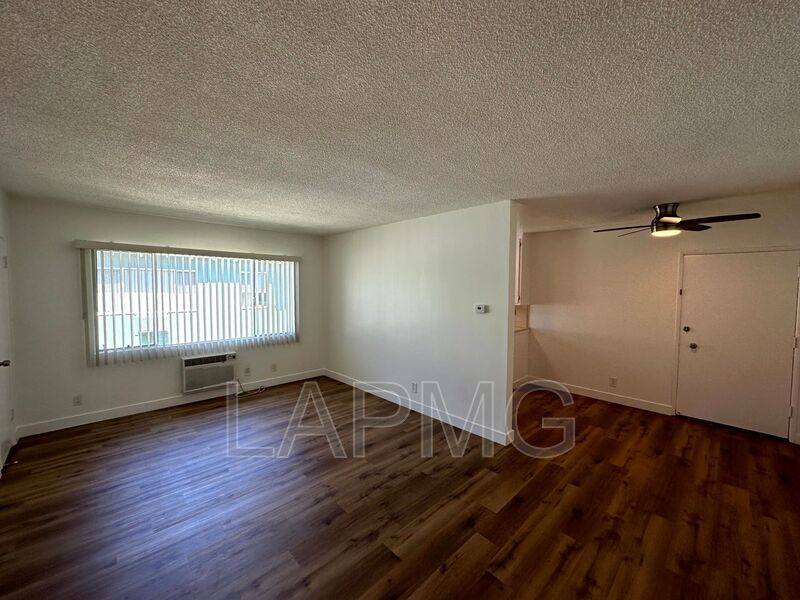 Apartment for rent at 233 N Hollywood Way E, Burbank, CA 91505