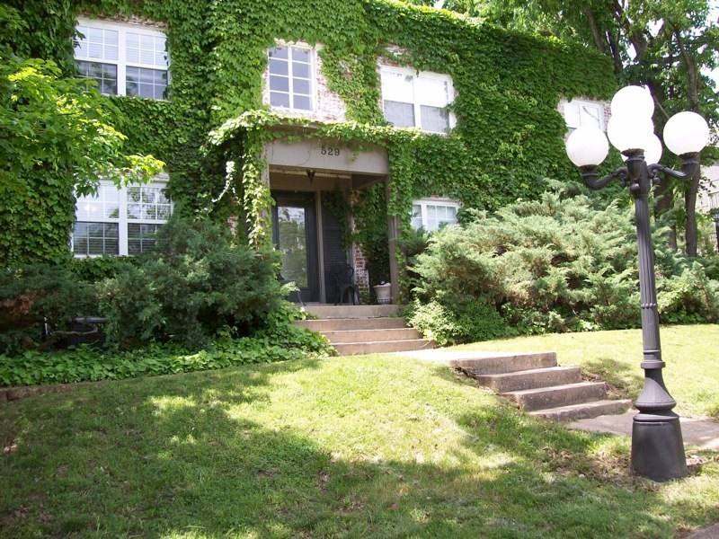 Apartment for rent at 529 N Whitham Ave, Fayetteville, AR 72701