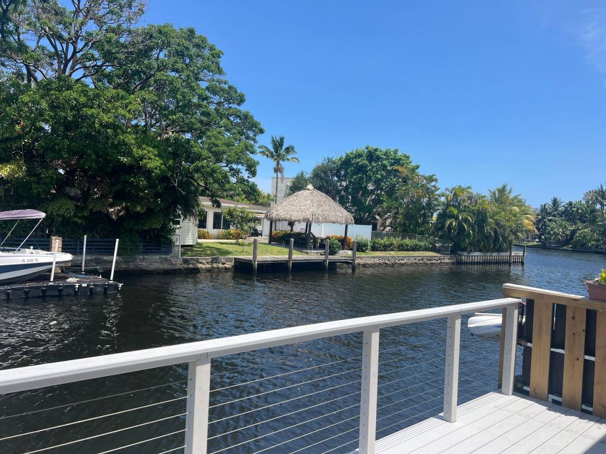Condo for rent at 1816 E Oakland Park Blvd, Fort Lauderdale, FL 33306