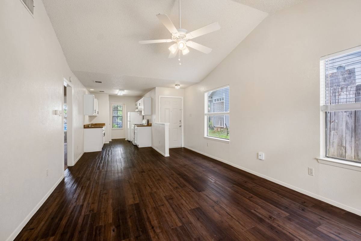 Townhouse for rent at 12311 Alderbrook Dr, Austin, TX 78758