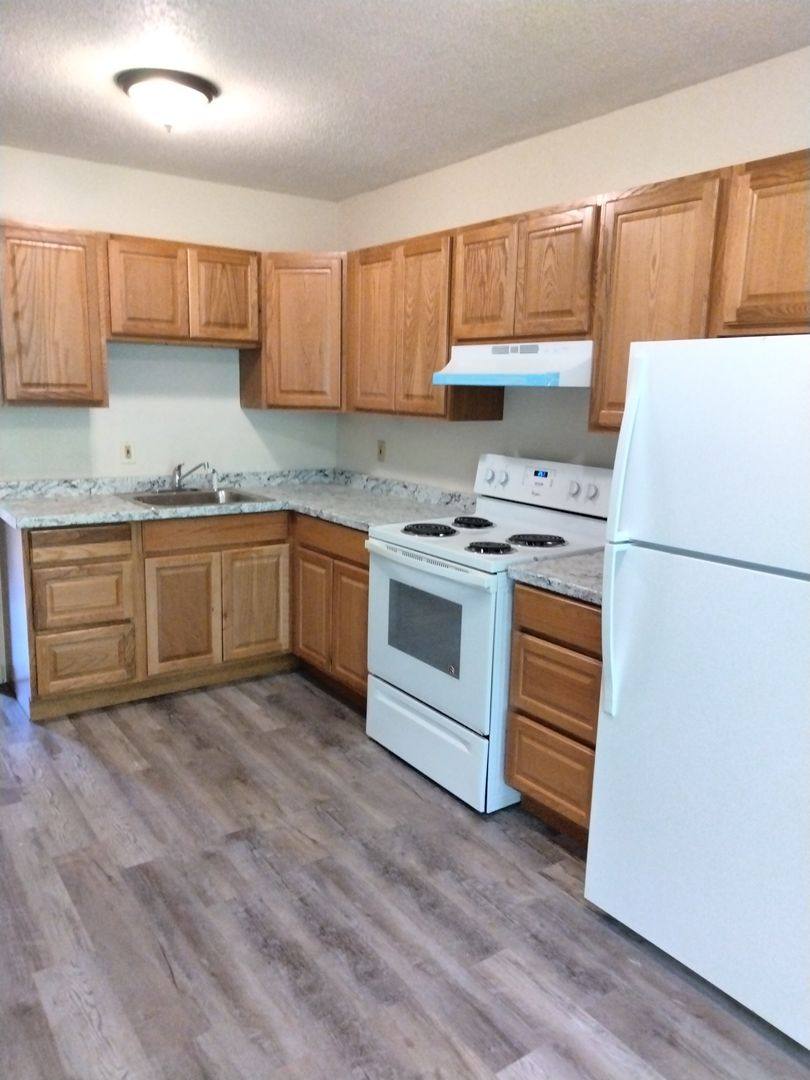 Apartment for rent at 26 & 32 Farragut St, Waterbury, CT 06705