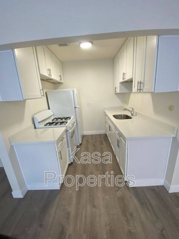 Apartment for rent at 2315 Parker St #21, Berkeley, CA 94704