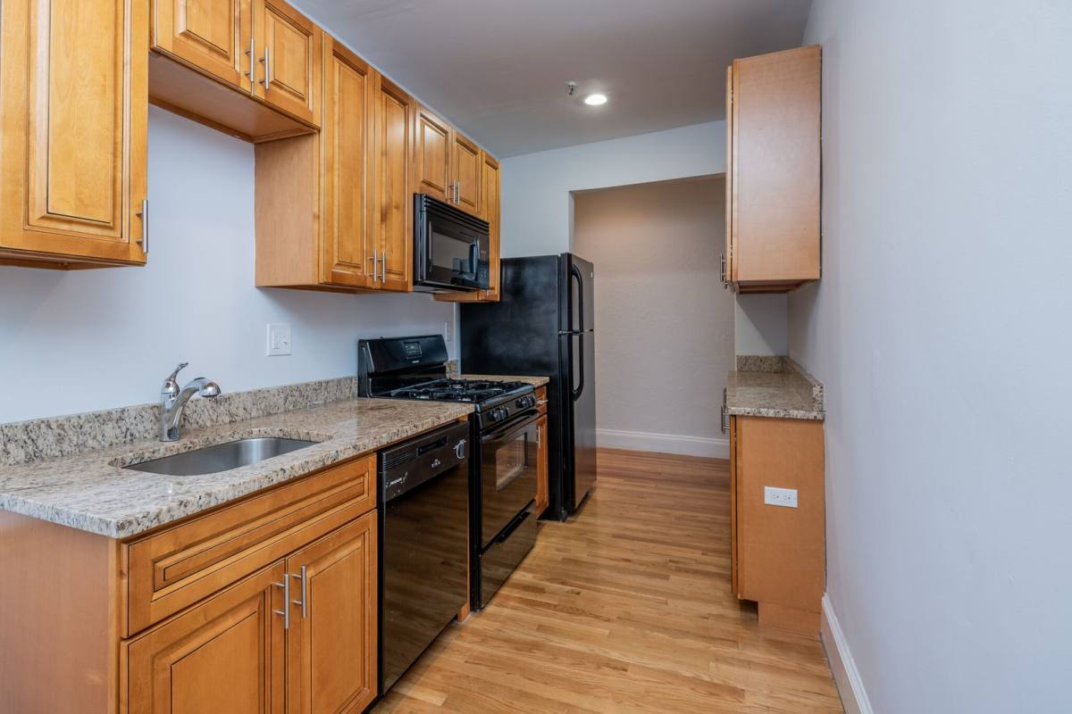 House for rent at 276 Chestnut Hill Ave #5E, Allston, MA 02134