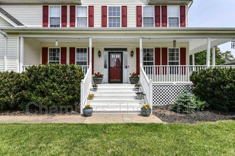 House for rent at 19689 Smith Circle, Ashburn, VA 20147