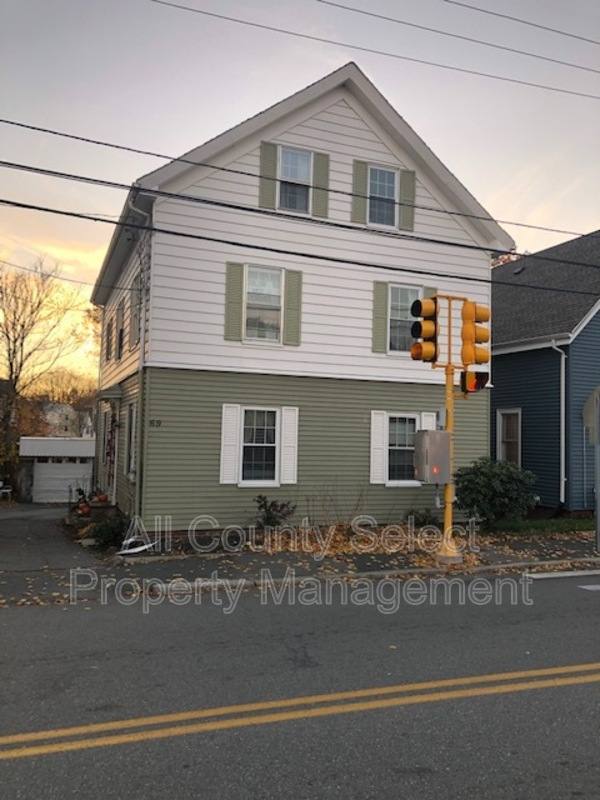 Townhouse for rent at 69 Tremont St #1, Salem, MA 01970