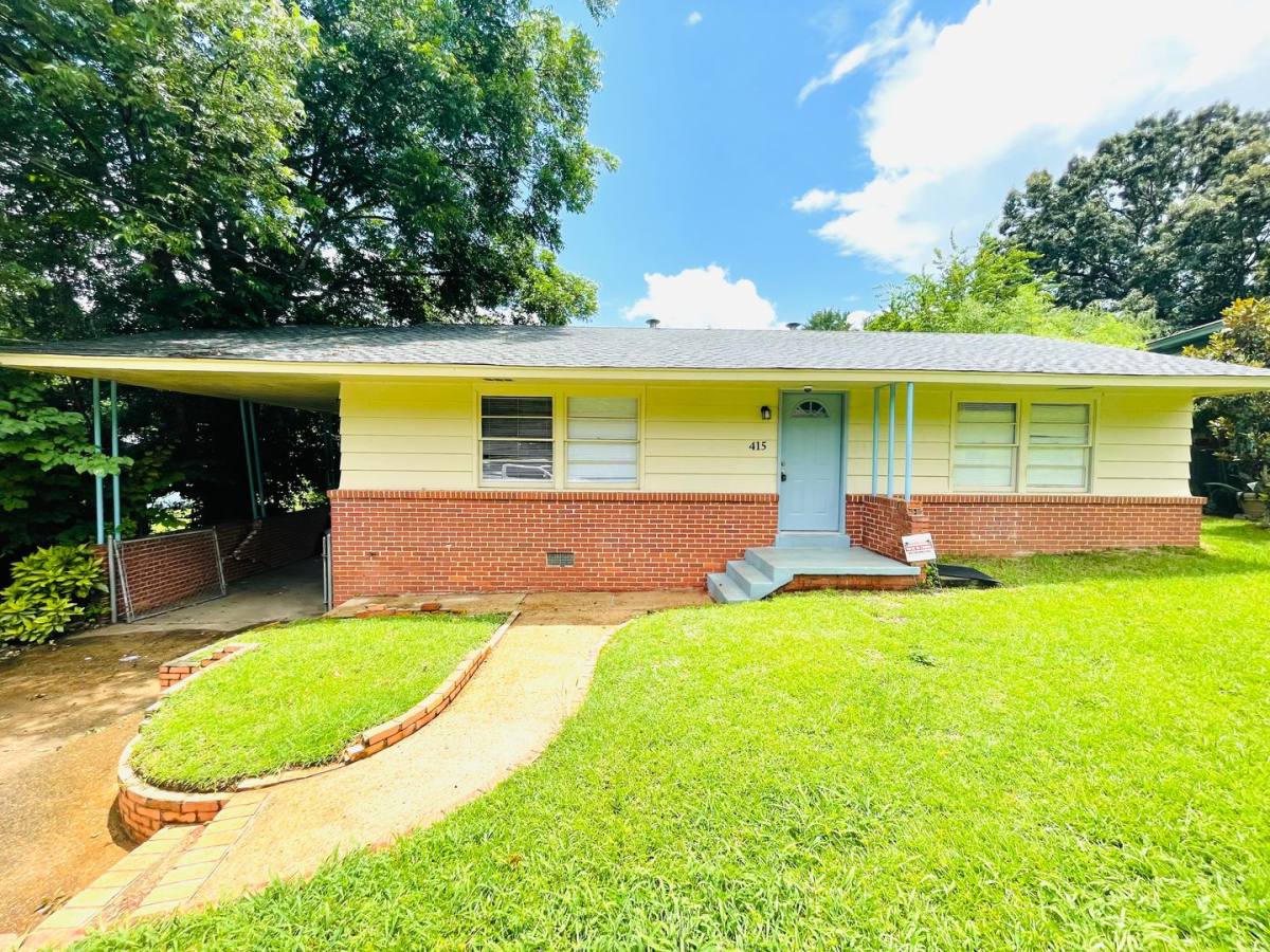 House for rent at 415 Forest Hills Dr, Montgomery, AL 36109