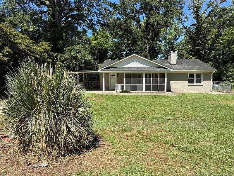 House for rent at 907 Evans Dr, Sanford, NC 27330