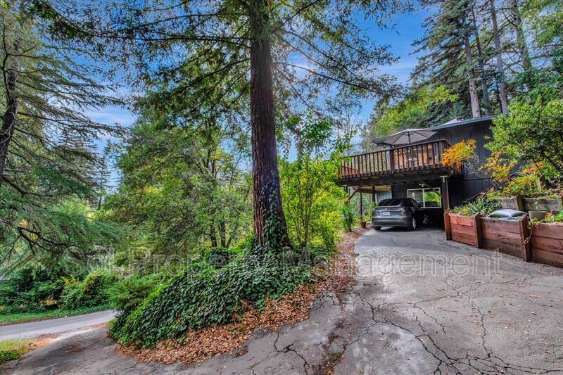 House for rent at 13546 W Park Ave, Boulder Creek, CA 95006