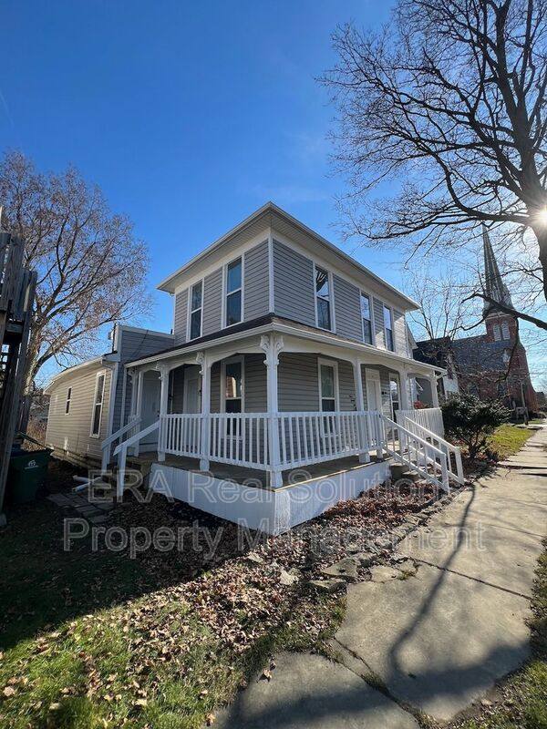 Apartment for rent at 122 S Walnut #C, Marysville, OH 43040