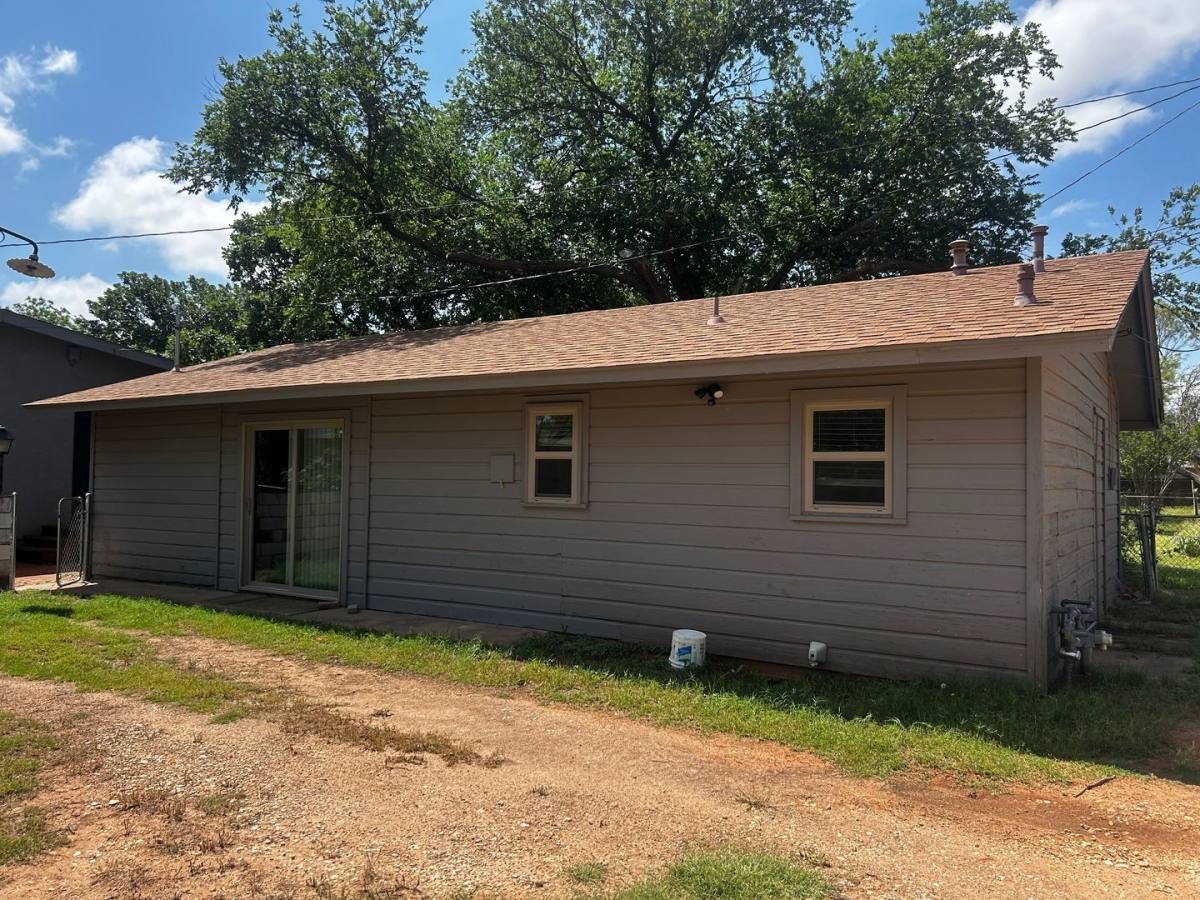 House for rent at 902 1 2 S Jefferson, Abilene, TX 79605
