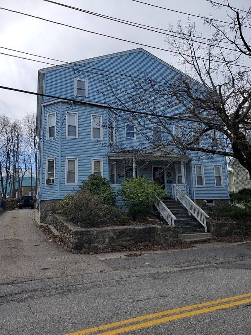 Apartment for rent at 186 Broad St, Marlborough, MA 01752