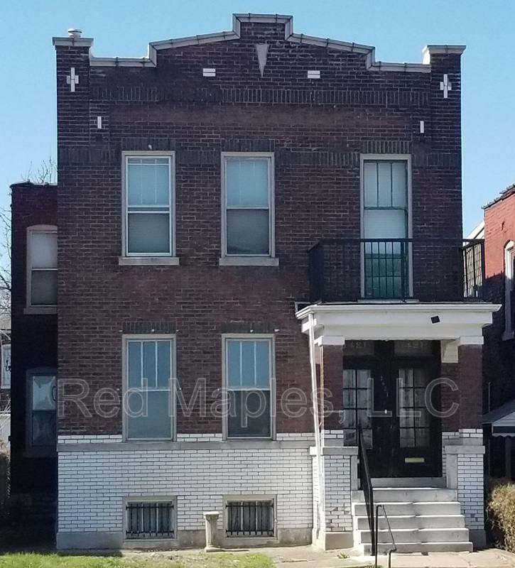 Apartment for rent at 3421A Iowa Ave, Saint Louis, MO 63118
