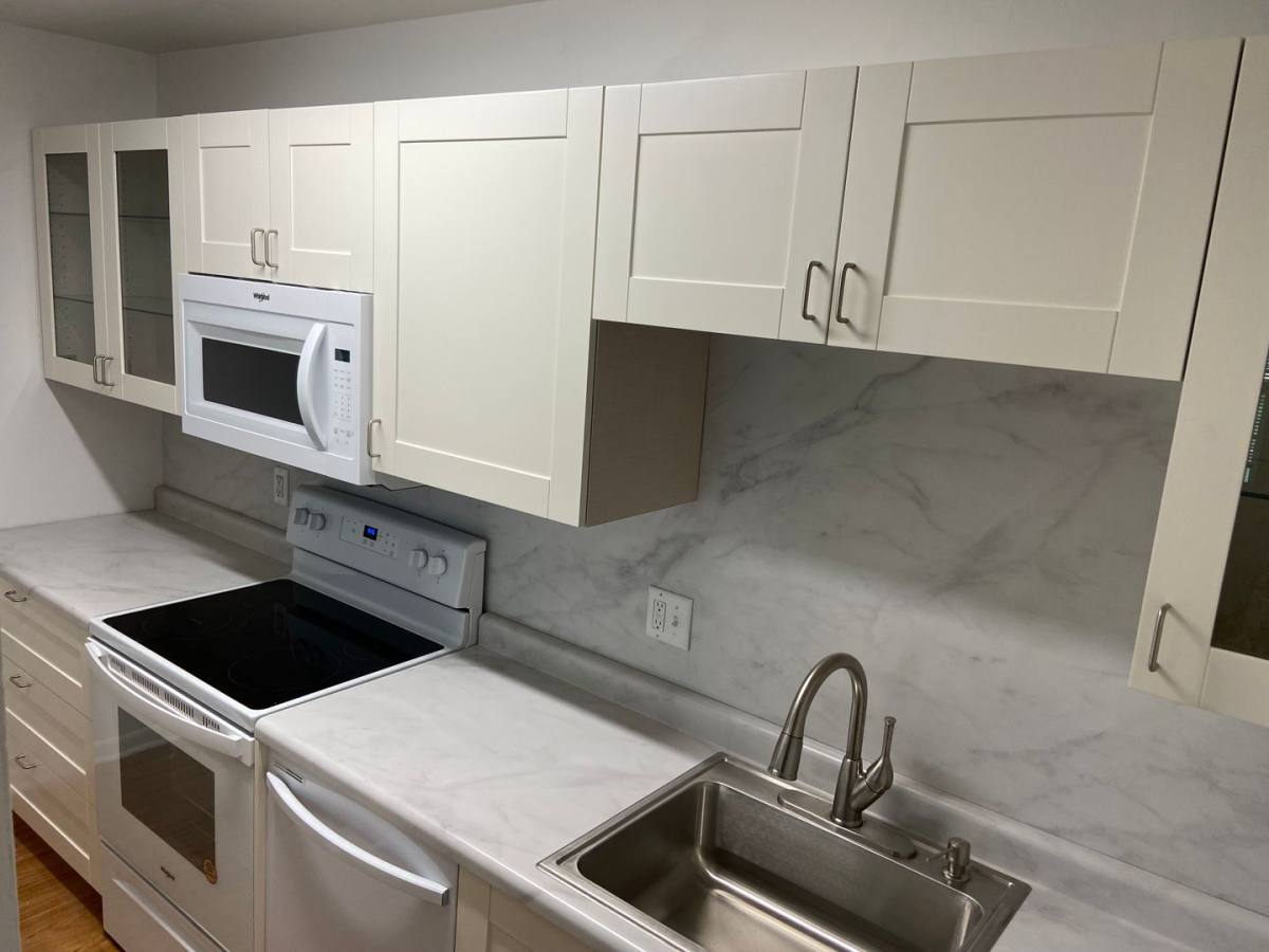 Apartment for rent at 2417 Marquette Rd, Peru, IL 61354