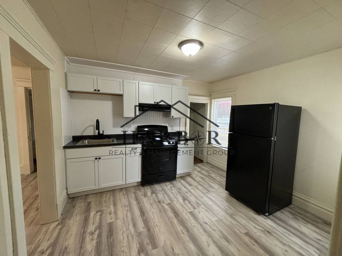 Apartment for rent at 1111 4th St NW #2, Austin, MN 55912