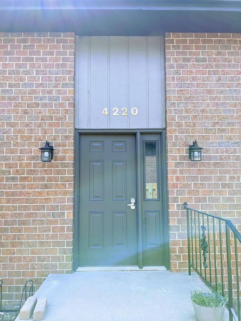 Apartment for rent at 4220 Huntington Ave Units 1-4, Lincoln, NE 68504