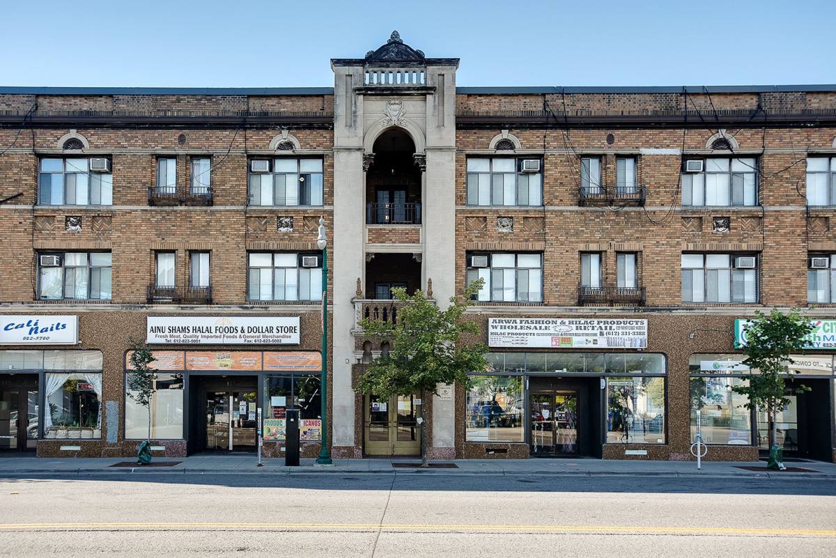 Apartment for rent at 127 W Lake St, Minneapolis, MN 55408