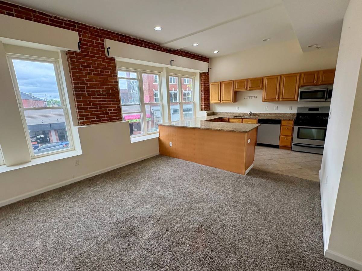 Apartment for rent at 14, 24, 34 Main St, Gardner, MA 01440