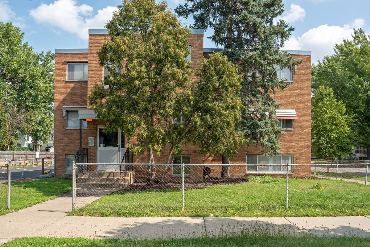 Apartment for rent at 1800 Fremont Ave N, Minneapolis, MN 55411