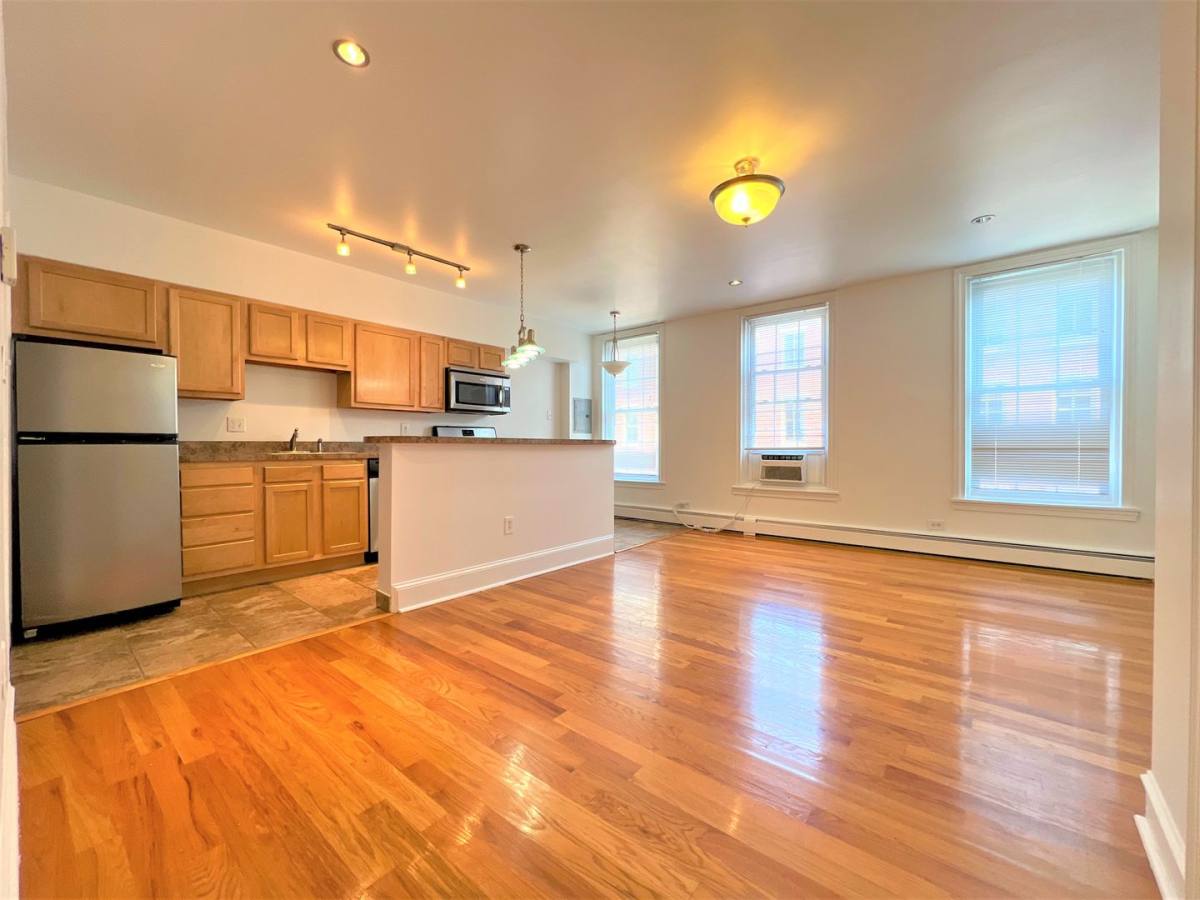Apartment for rent at 1828 Pine St, Philadelphia, PA 19103