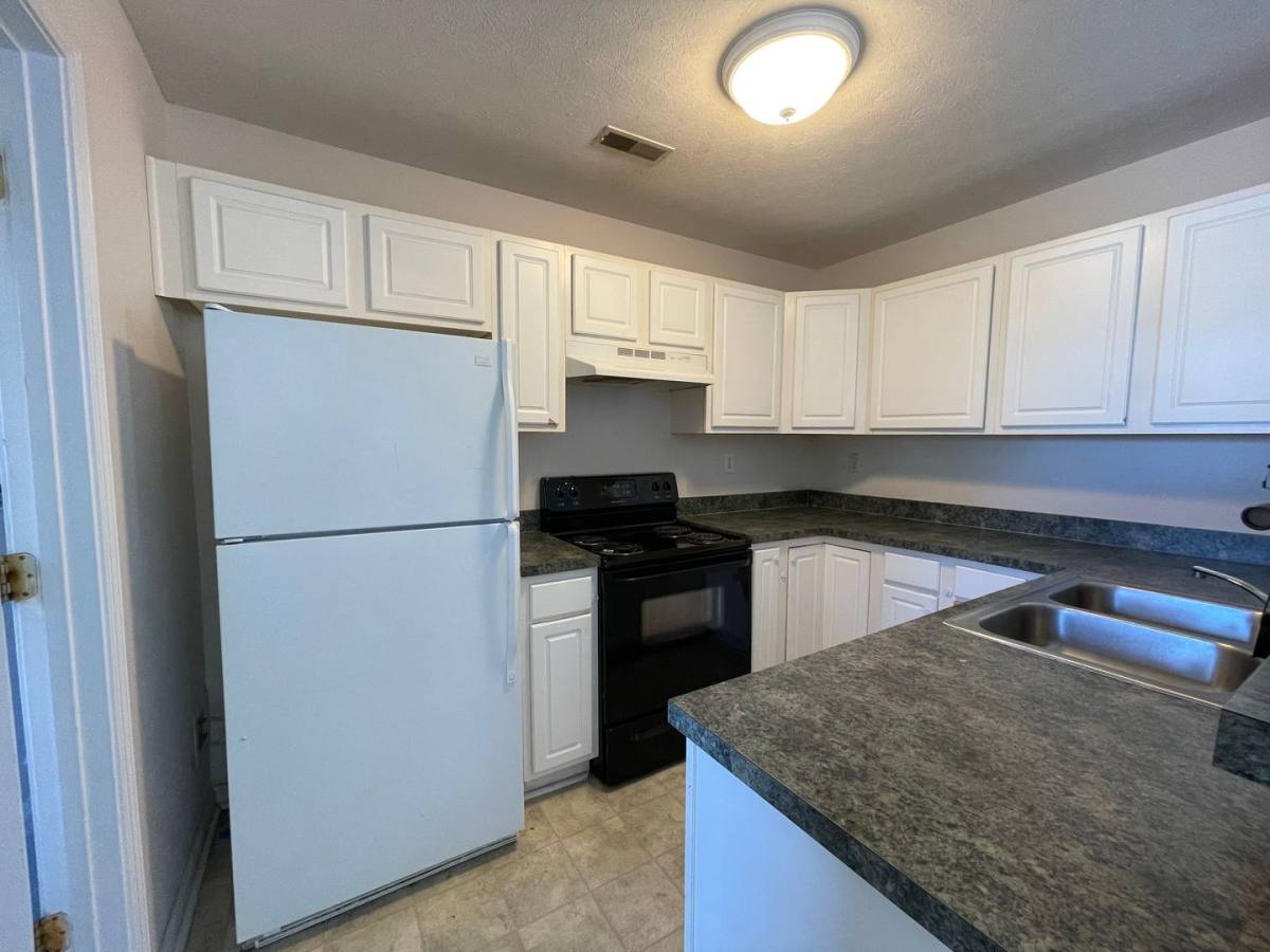 Apartment for rent at 288 290 April Way, Winchester, KY 40391