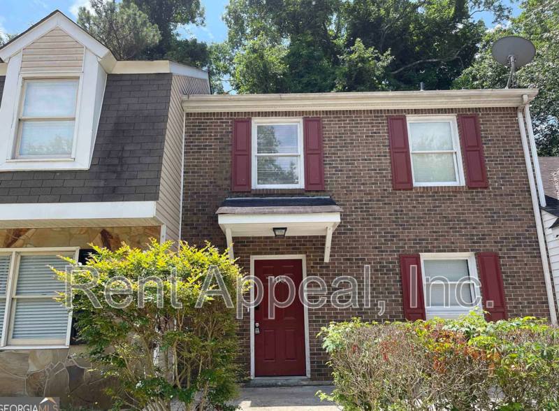 House for rent at 105 Oakhill Circle, Stockbridge, GA 30281