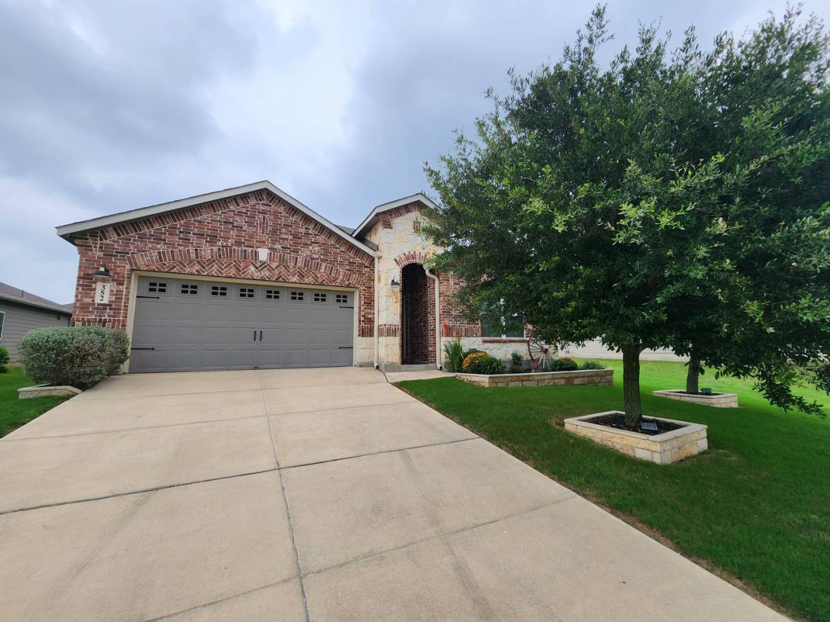 House for rent at 352 Lillianite, New Braunfels, TX 78130