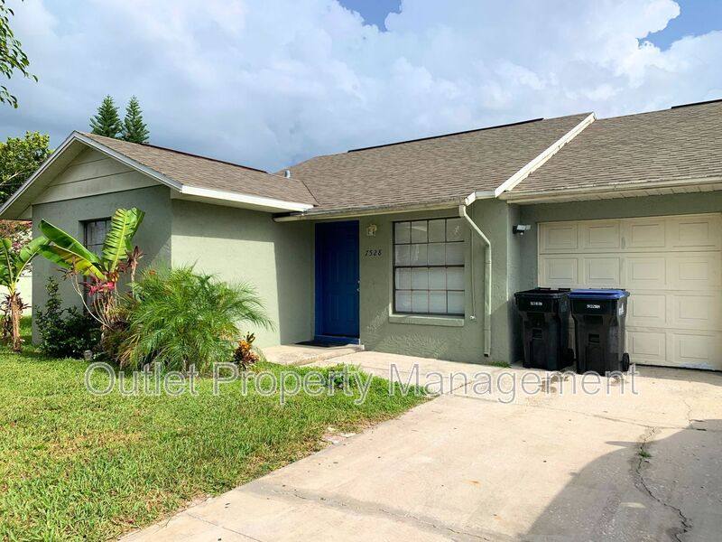 Apartment for rent at 7528 University Garden Dr, Winter Park, FL 32792