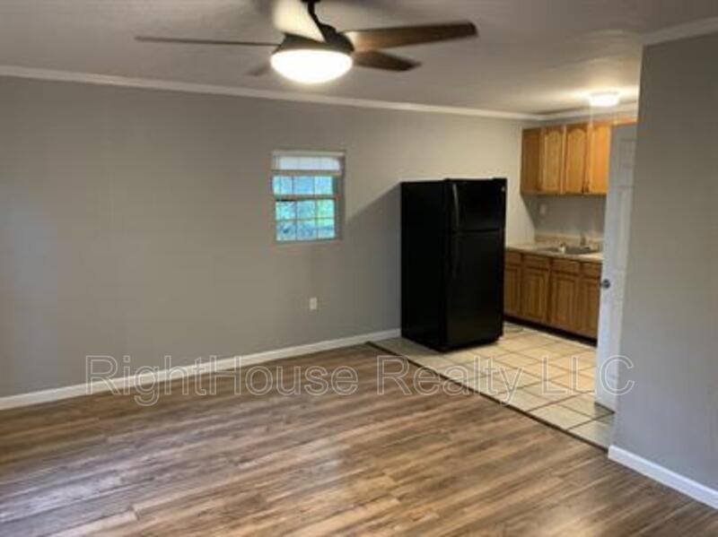 Apartment for rent at 1408 High St #C, Leesburg, FL 34748