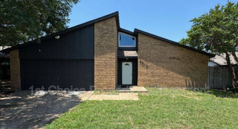 House for rent at 3812 Sugar Ridge Rd, Fort Worth, TX 76133