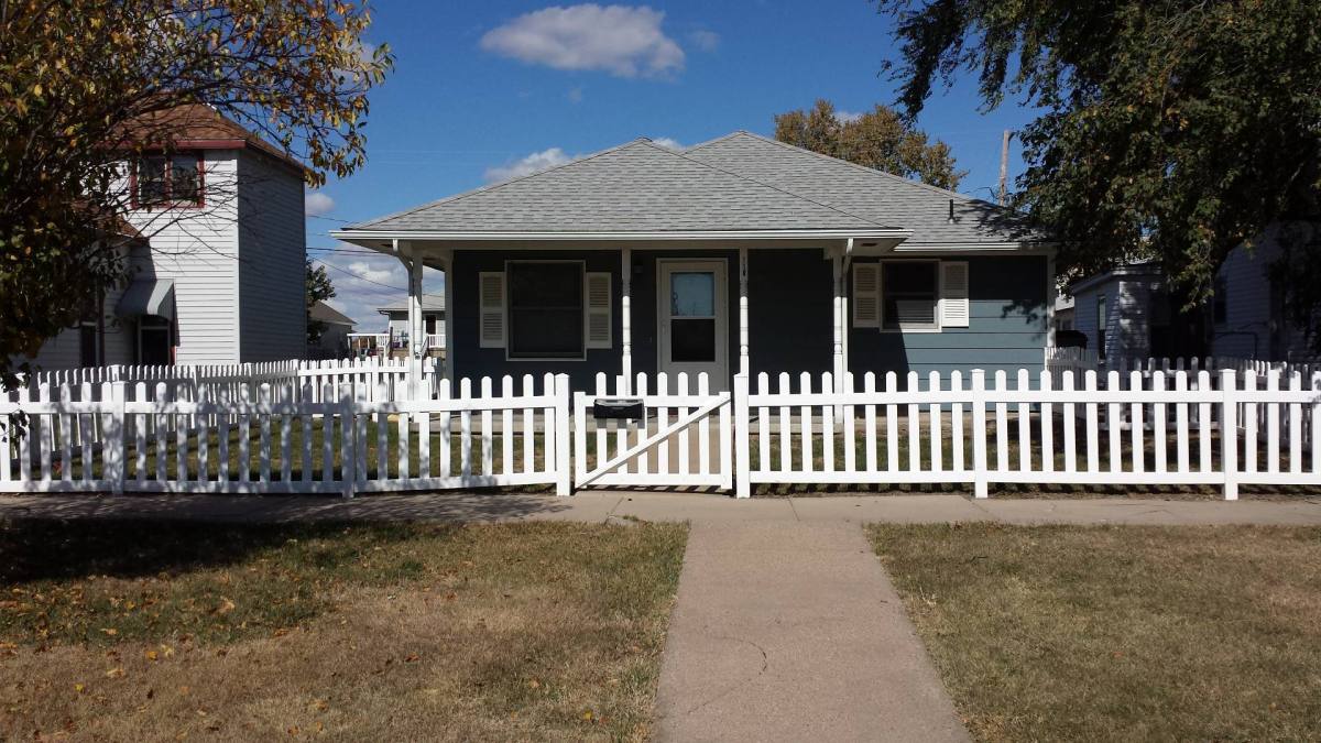 House for rent at 116 E 6th St, Hoisington, KS 67544